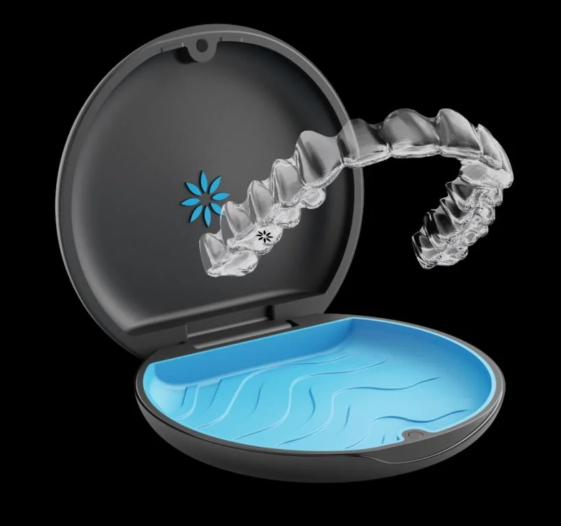 Invisalign Aligner mit Invisalign Pay Finanzierung in Dresden