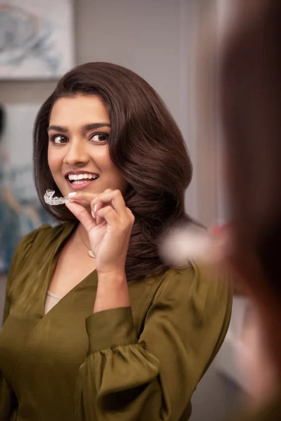 Invisalign für Erwachsene – diskrete Zahnkorrektur Dresden