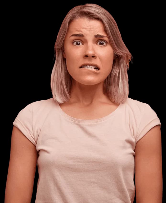 Jugendliche bei Beratung für ästhetische Zahnkorrektur Dresden