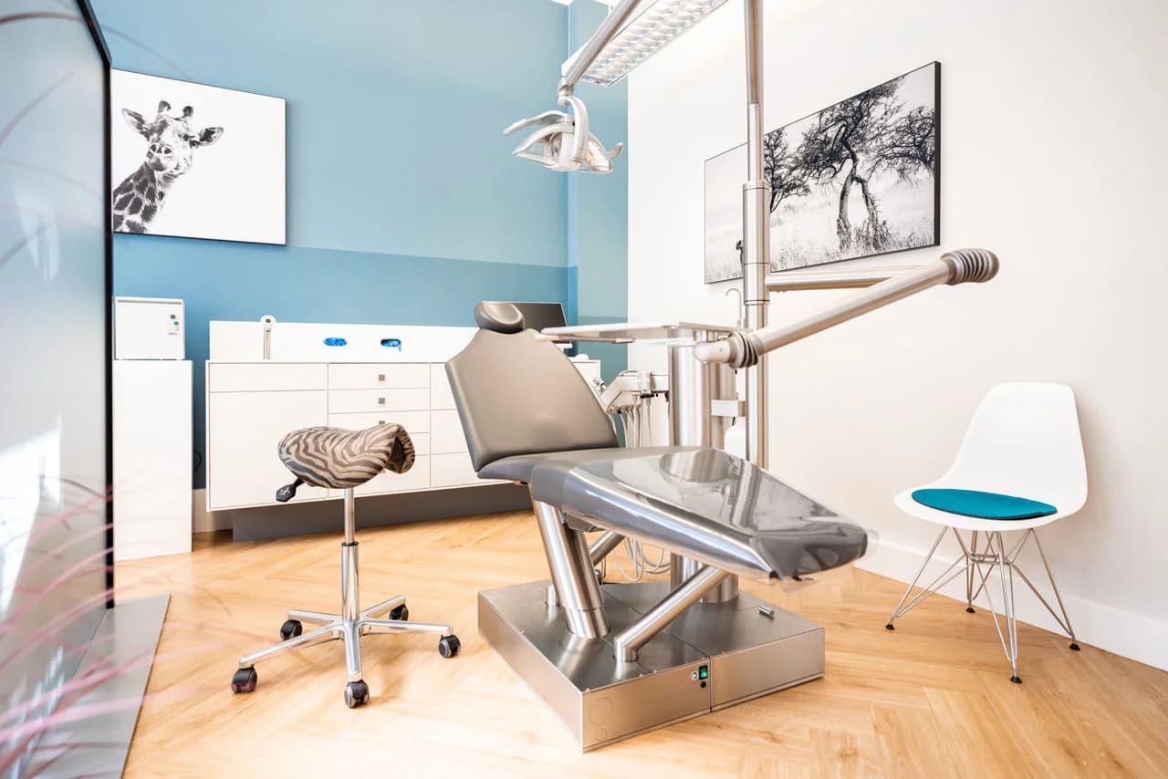 Moderne Praxisräume der Kieferorthopädie am Schillerplatz