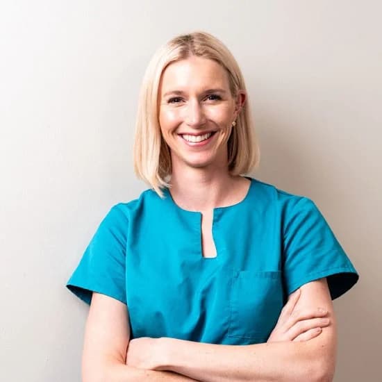 Dr. Verena Passin